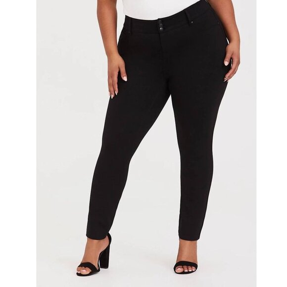 Plus Size 26 Torrid Black 3-Button Jegging Work Dress Pants, Stretchy, New - Picture 1 of 2